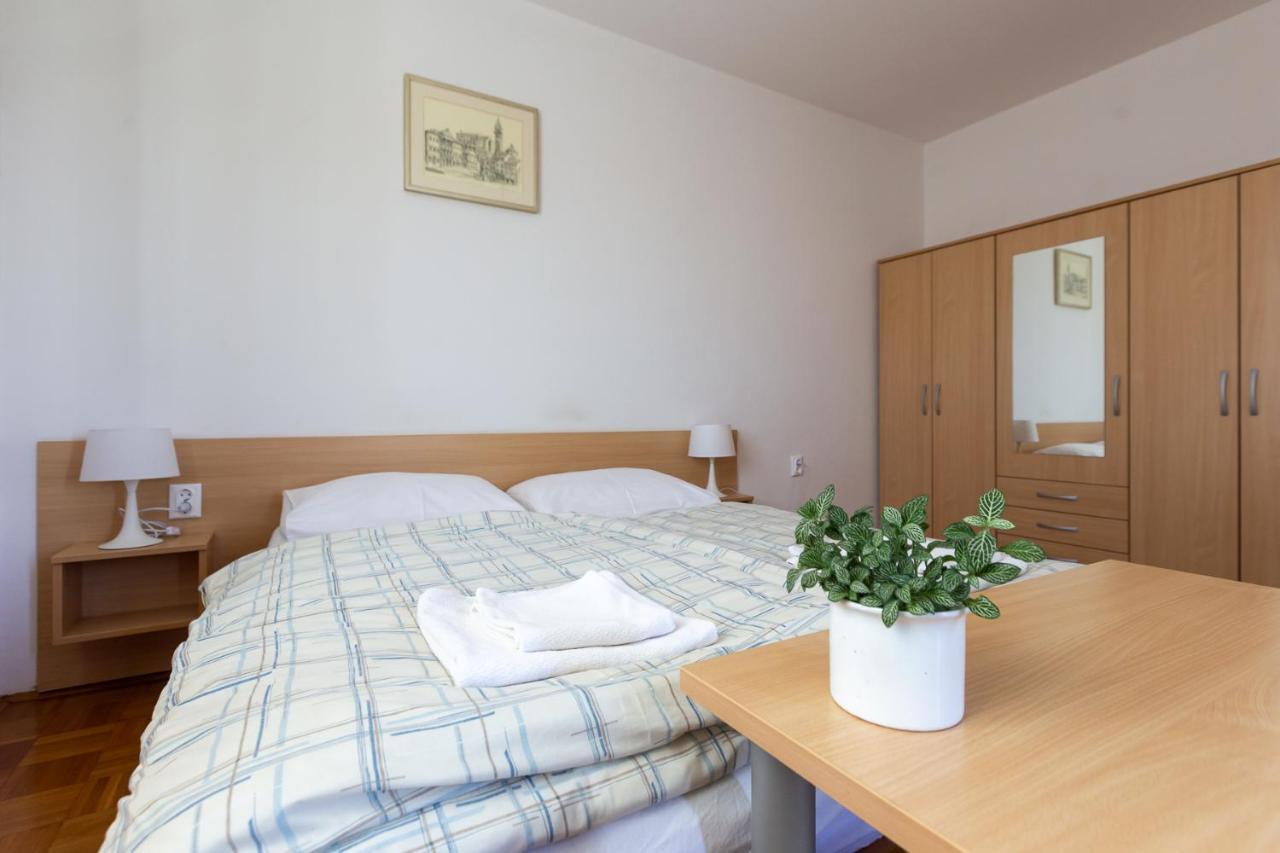 Apartments And Rooms Jeselnik Порторож Экстерьер фото